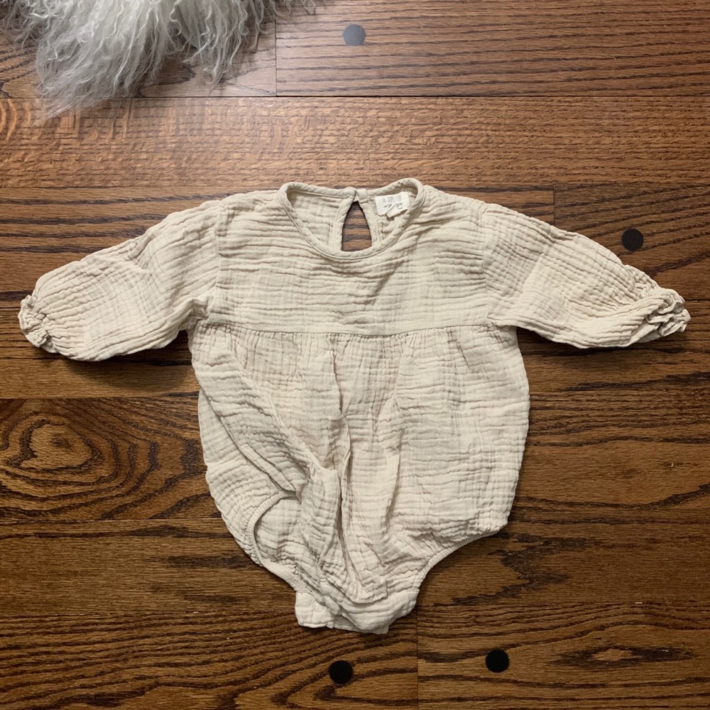 Simple folk meadow romper